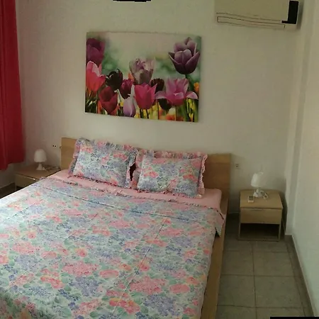 Ξενοδοχείο με διαμερίσματα Nitsa